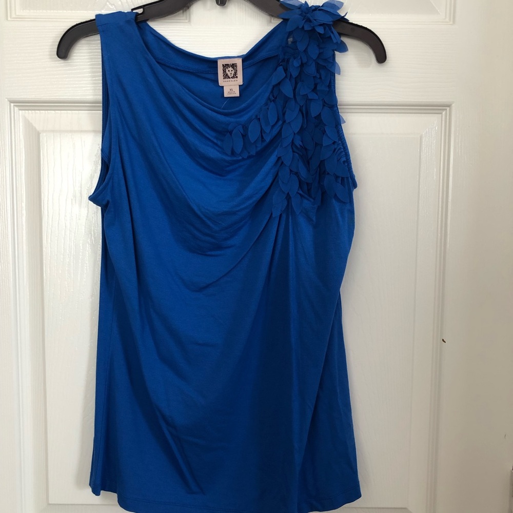 Anne Klein NWT XL sleeveless embellished top